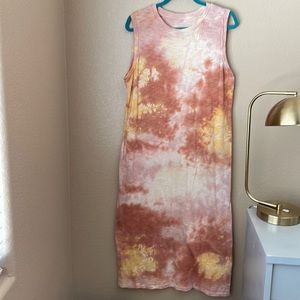 Universal thread midi Tie-dye dress